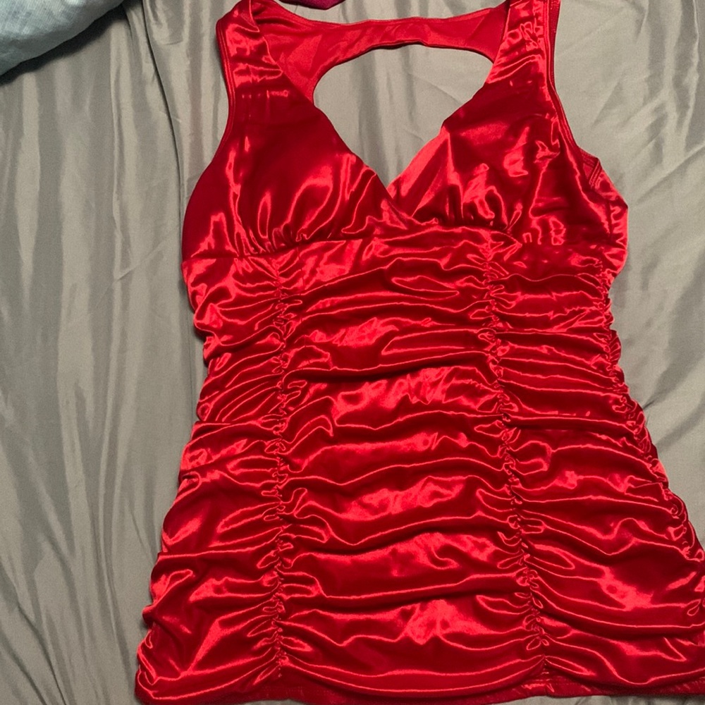 Night on the town top